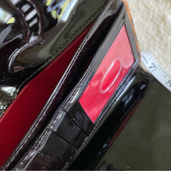 Dooney and Bourke cheetah leopard wallet - Picture 5 of 16